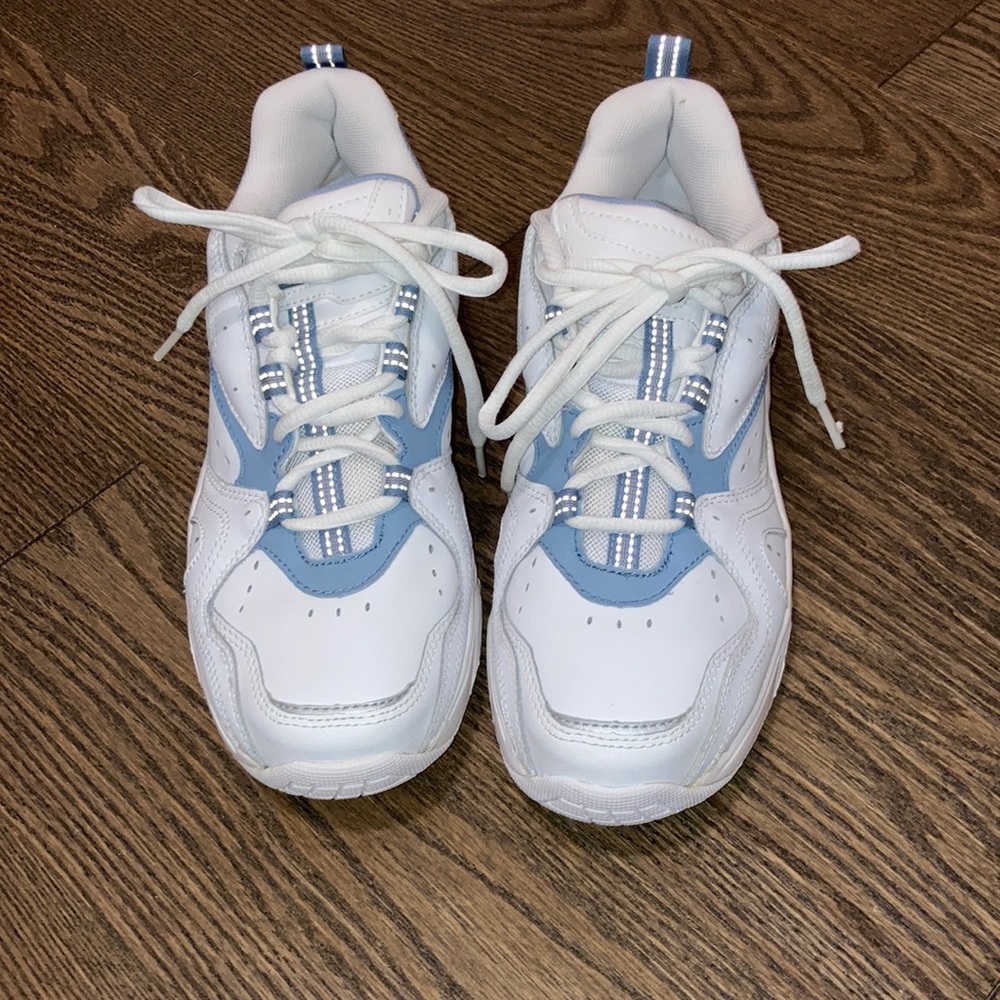 Shoes. Reebok DMX. White with blue highlights.